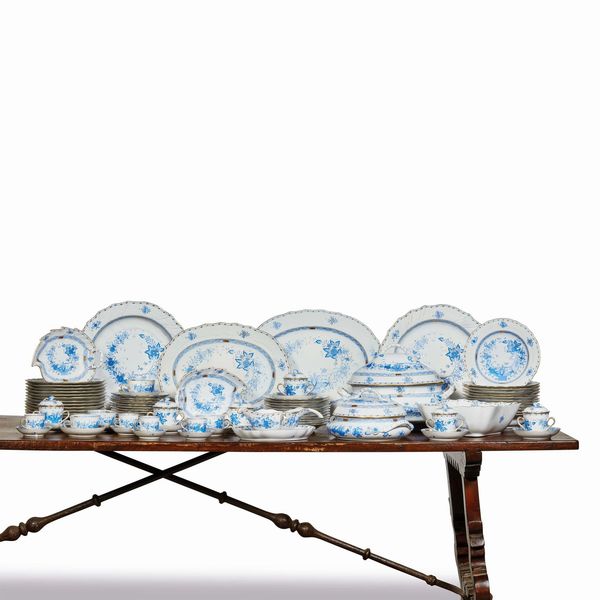 SERVIZIO, UNGHERIA, MANIFATTURA HEREND PER CANDIDA TUPINI ROMA, SECOLO XX  - Asta INTERNATIONAL FINE ART - Associazione Nazionale - Case d'Asta italiane