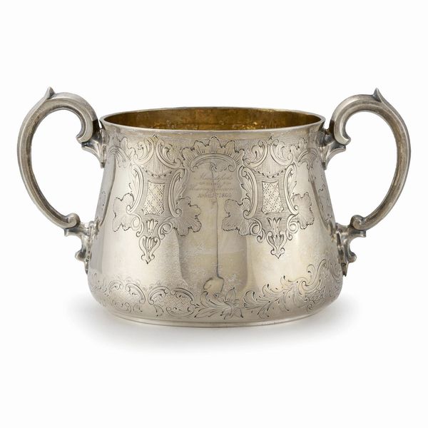 PICCOLA COPPA BIANSATA, LONDRA, 1863, ARGENTIERE WILLIAM WRANGHAM WILLIAMS  - Asta Argenti italiani ed europei - Associazione Nazionale - Case d'Asta italiane