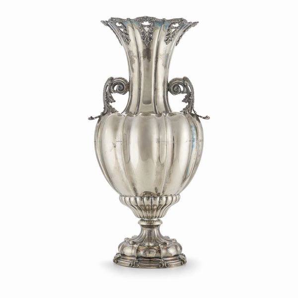 GRANDE VASO, SECOLO XX  - Asta Argenti italiani ed europei - Associazione Nazionale - Case d'Asta italiane
