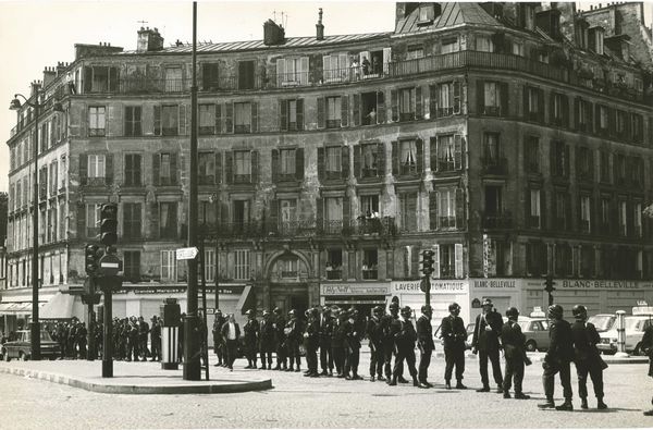 Mario Dondero : Senza titolo  - Asta Fotografia - Associazione Nazionale - Case d'Asta italiane