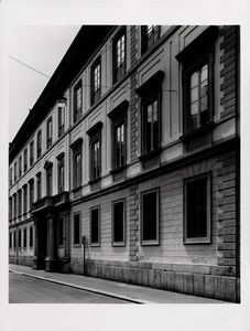GABRIELE BASILICO - Palazzo Greppi