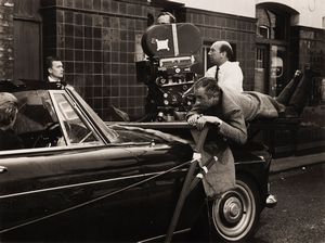 TAZIO SECCHIAROLI - Michelangelo Antonioni, tratto dal set di “Blow Up”