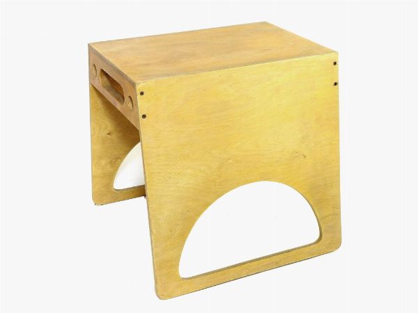 Serie di dodici sgabelli in legno  - Asta Arte Moderna e Contemporanea - Arredi di Design - Associazione Nazionale - Case d'Asta italiane