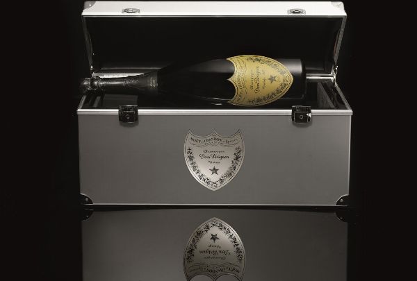 Dom Perignon 1995  - Asta VINI PREGIATI E DISTILLATI DA COLLEZIONE - Associazione Nazionale - Case d'Asta italiane