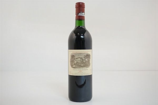 Château Lafite Rothschild 1989  - Asta VINI PREGIATI E DISTILLATI DA COLLEZIONE - Associazione Nazionale - Case d'Asta italiane