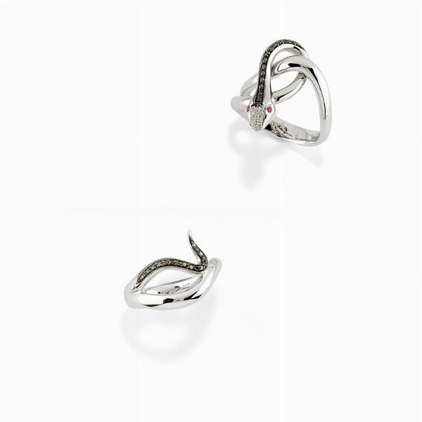 Due anelli in oro bianco 18K  - Asta Jewelry Week / Gioielli, Orologi, Argenti e Monete - Associazione Nazionale - Case d'Asta italiane