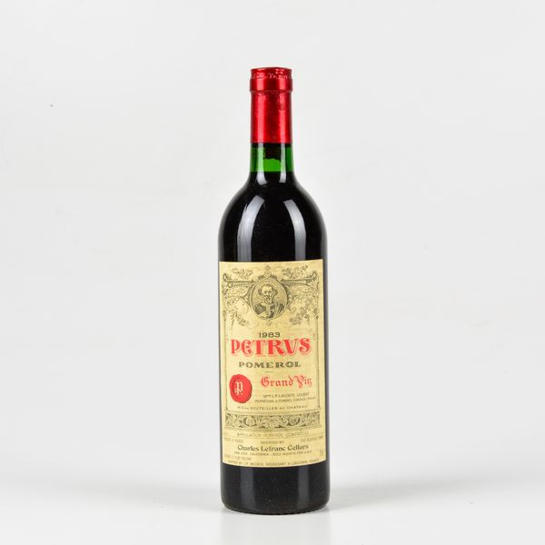 Chateau Petrus, Pomerol  - Asta Heritage. Vini e Distillati da Collezione - Associazione Nazionale - Case d'Asta italiane