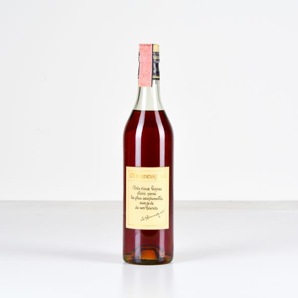 Hennessy, Cognac numero uno  - Asta Heritage. Vini e Distillati da Collezione - Associazione Nazionale - Case d'Asta italiane