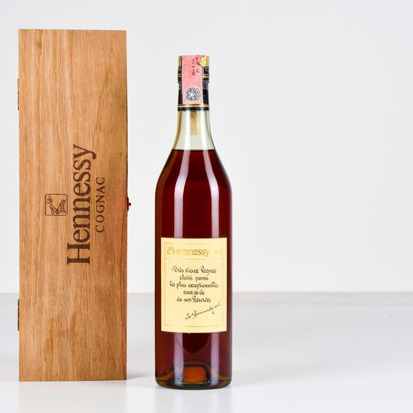 Hennessy, Cognac numero uno  - Asta Heritage. Vini e Distillati da Collezione - Associazione Nazionale - Case d'Asta italiane