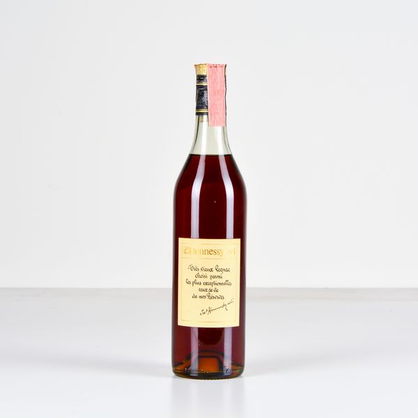 Hennessy, Cognac numero uno  - Asta Heritage. Vini e Distillati da Collezione - Associazione Nazionale - Case d'Asta italiane