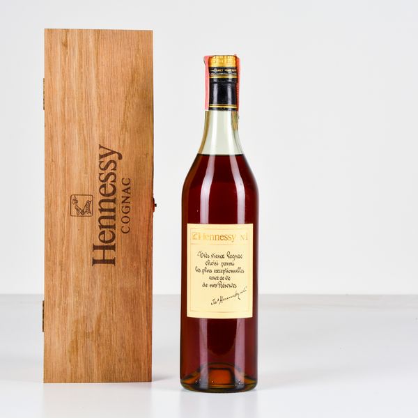 Hennessy, Cognac numero uno  - Asta Heritage. Vini e Distillati da Collezione - Associazione Nazionale - Case d'Asta italiane