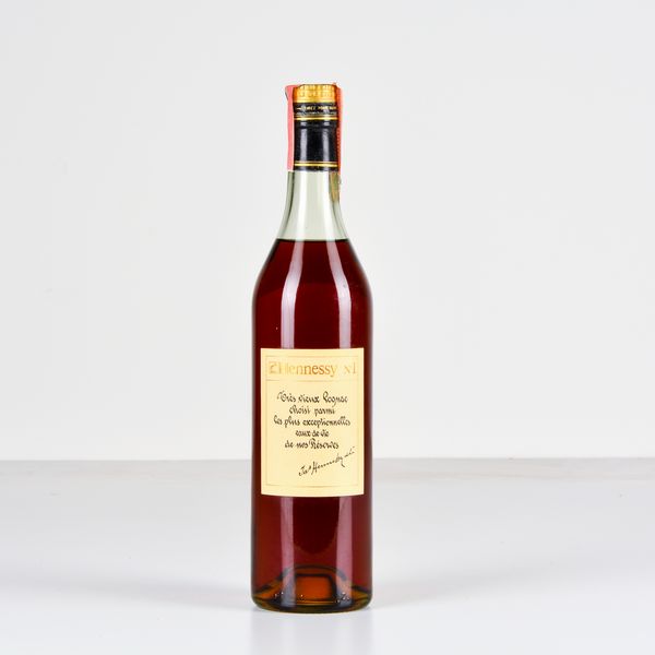 Hennessy, Cognac numero uno  - Asta Heritage. Vini e Distillati da Collezione - Associazione Nazionale - Case d'Asta italiane