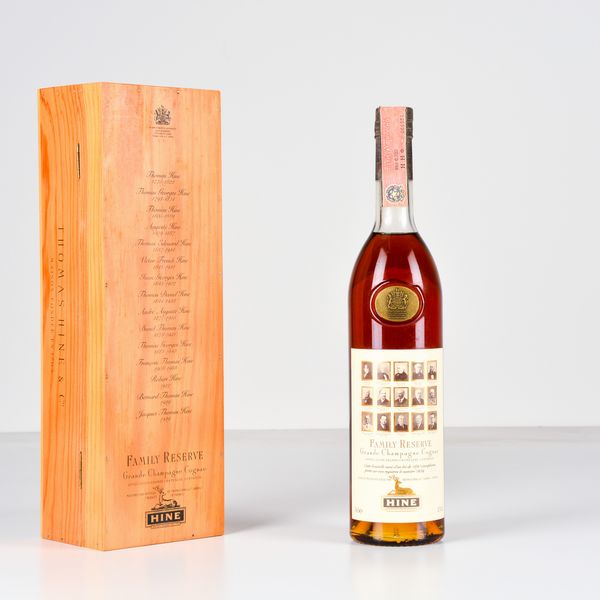 Hine, Grande Champagne Cognac Family Reserve  - Asta Heritage. Vini e Distillati da Collezione - Associazione Nazionale - Case d'Asta italiane