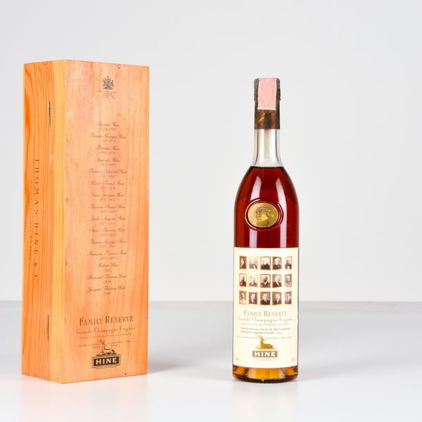 Hine, Grande Champagne Cognac Family Reserve  - Asta Heritage. Vini e Distillati da Collezione - Associazione Nazionale - Case d'Asta italiane