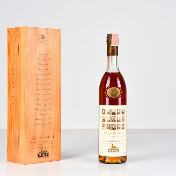 Hine, Grande Champagne Cognac Family Reserve  - Asta Heritage. Vini e Distillati da Collezione - Associazione Nazionale - Case d'Asta italiane