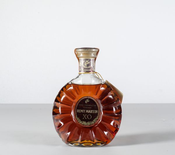 Remy Martin, Fine Champagne Cognac Extra Old  - Asta Heritage. Vini e Distillati da Collezione - Associazione Nazionale - Case d'Asta italiane