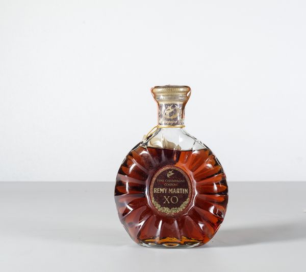 Remy Martin, Fine Champagne Cognac Extra Old  - Asta Heritage. Vini e Distillati da Collezione - Associazione Nazionale - Case d'Asta italiane