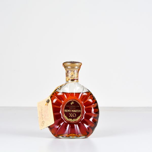 Remy Martin, Fine Champagne Cognac Extra Old  - Asta Heritage. Vini e Distillati da Collezione - Associazione Nazionale - Case d'Asta italiane