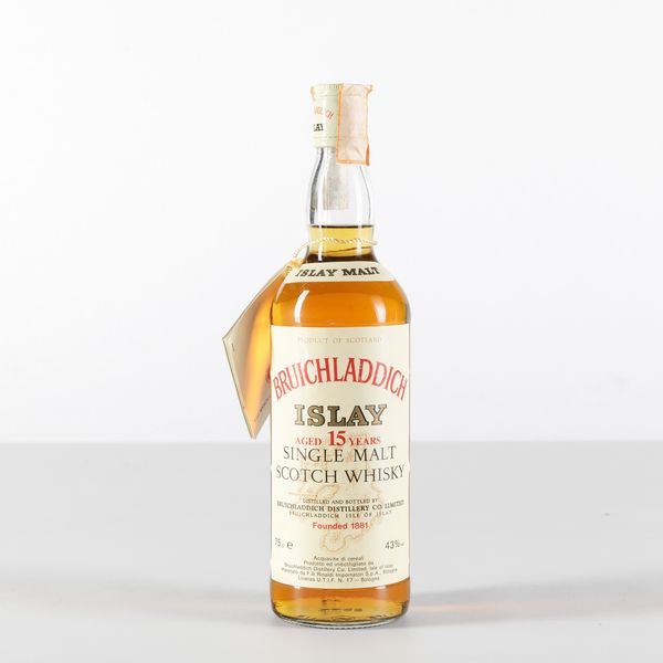 Bruichladdich, Islay Single Malt Scotch Whisky 15 years old  - Asta Heritage. Vini e Distillati da Collezione - Associazione Nazionale - Case d'Asta italiane