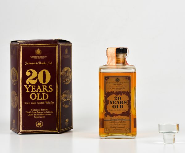 Justerini & Brooks, Finest Malt Scotch Whisky 20 years old Decanter  - Asta Heritage. Vini e Distillati da Collezione - Associazione Nazionale - Case d'Asta italiane