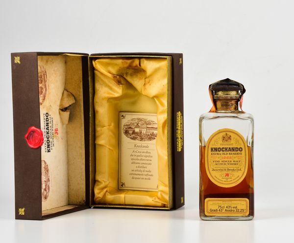 Knockando, Justerini & Brooks, Fine Single Malt Scotch Whisky Extra Old Reserve  - Asta Heritage. Vini e Distillati da Collezione - Associazione Nazionale - Case d'Asta italiane