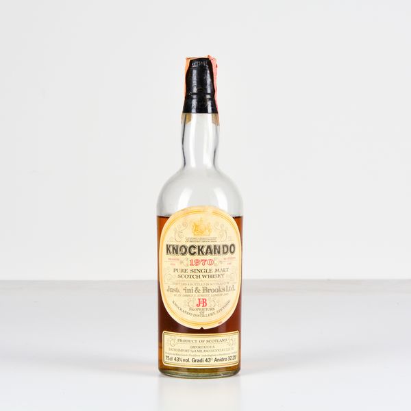 Knockando, Justerini & Brooks, Pure Single Malt Scotch Whisky  - Asta Heritage. Vini e Distillati da Collezione - Associazione Nazionale - Case d'Asta italiane