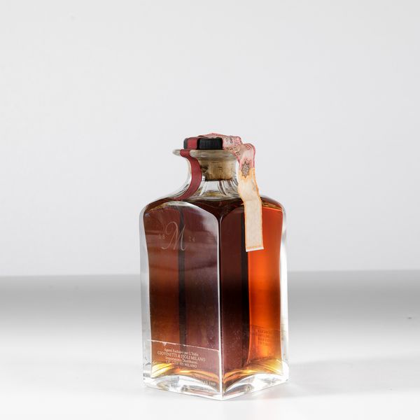 Macallan, Single Malt Scotch Whisky 25 years old Decanter serie M  - Asta Heritage. Vini e Distillati da Collezione - Associazione Nazionale - Case d'Asta italiane