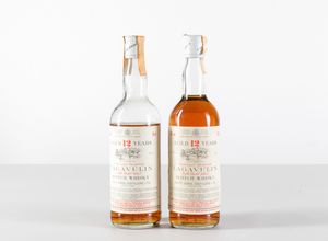 Lagavulin, White Horse Distillers, Pure Islay Malt Scotch Whisky 12 years old  - Asta Heritage. Vini e Distillati da Collezione - Associazione Nazionale - Case d'Asta italiane