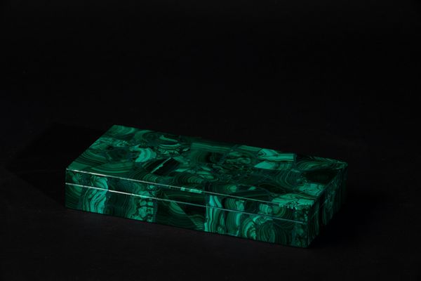 Cofanetto in malachite con mosaico ed interno in marmo, Manifattura XXI sec.  - Asta Mirabilia Naturalia - Associazione Nazionale - Case d'Asta italiane