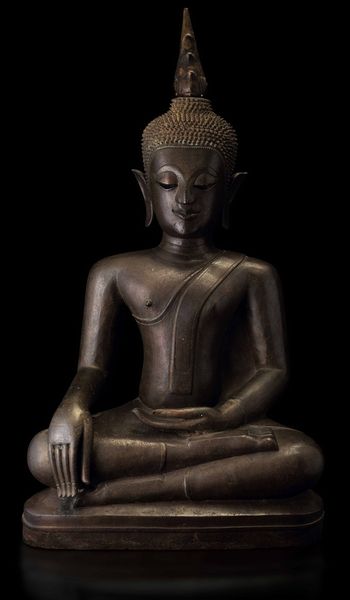 Grande figura di Buddha Sakyamuni in bronzo, Thailandia, XIX secolo  - Asta Fine Chinese Works of Art - Associazione Nazionale - Case d'Asta italiane