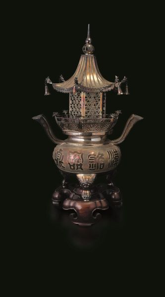Incensiere tripode in argento a foggia di tempio, Cina, Dinastia Qing (1664-1912)  - Asta Fine Chinese Works of Art - Associazione Nazionale - Case d'Asta italiane