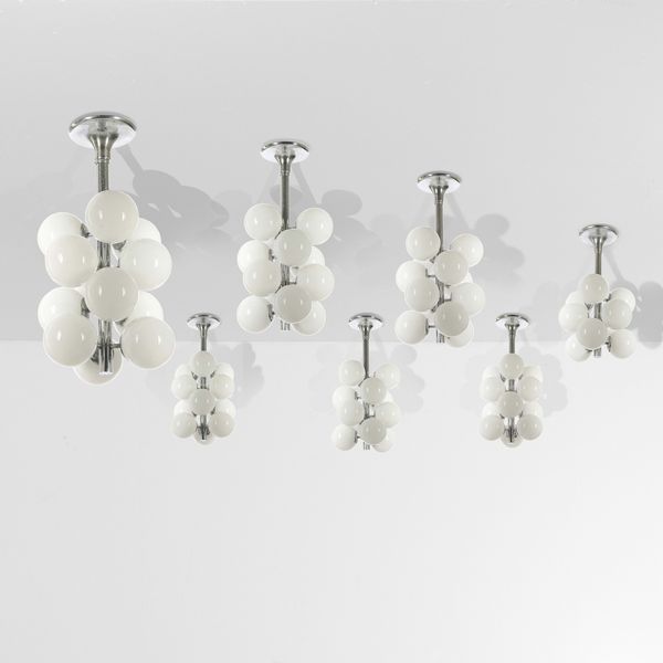 Sette lampadari.  - Asta Design Lab - Associazione Nazionale - Case d'Asta italiane