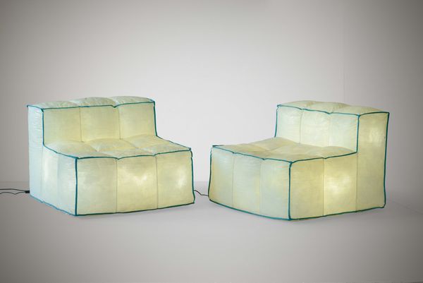 ,Mario Bellini : Coppia di poltrone luminose mod. Stardust  - Asta Design Lab - Associazione Nazionale - Case d'Asta italiane