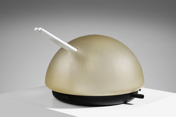 VEART : Lampada da tavolo Tank  - Asta Asta 351 | Design - Associazione Nazionale - Case d'Asta italiane