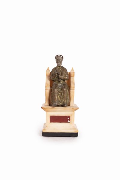 Modellino di scultura in bronzo Grand Tour raffigurante San Pietro su trono in marmo, secolo XIX  - Asta Incanti d'Arte - Associazione Nazionale - Case d'Asta italiane