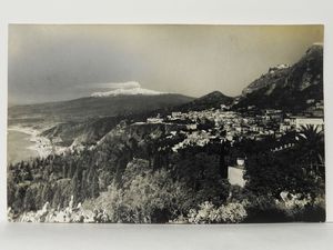 ,Gaetano D'Agata : Taormina panorami e architettura, 1920 circa  - Asta Immagini di Sicilia dallo Studio d'Agata ed altre collezioni - Associazione Nazionale - Case d'Asta italiane