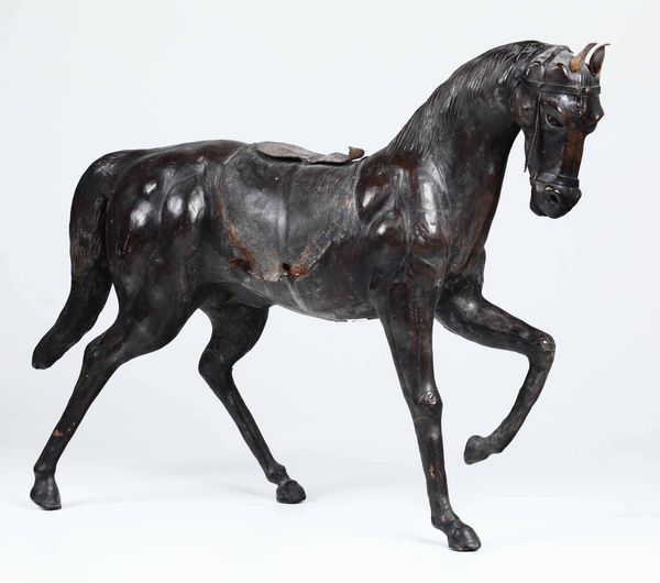 Cavallo rivestito in pelle, XIX secolo  - Asta Scultura e Oggetti d'Arte | Cambi Time - Associazione Nazionale - Case d'Asta italiane