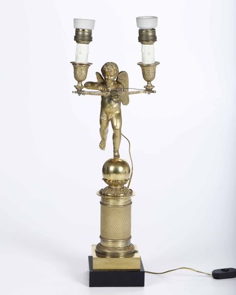 Candelabro in bronzo dorato con putto alato. Francia, Carlo X  - Asta Scultura e Oggetti d'Arte | Cambi Time - Associazione Nazionale - Case d'Asta italiane