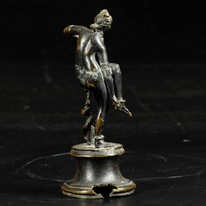 Venere. Bronzo fuso e cesellato. Fonditore veneto del XVI secolo  - Asta Scultura e Oggetti d'Arte | Cambi Time - Associazione Nazionale - Case d'Asta italiane