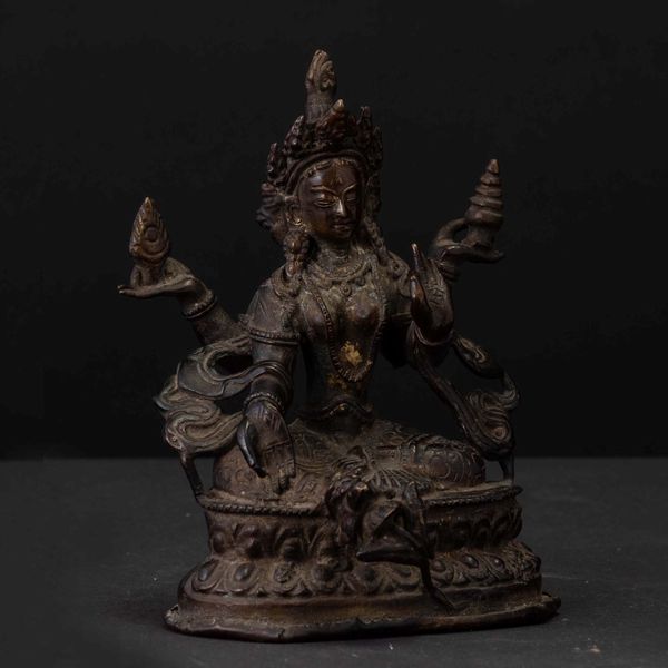 Quattro figure di divinit sedute su doppio fiore di loto in bronzo, Nepal, XVIII secolo  - Asta Chinese Works of Art - Associazione Nazionale - Case d'Asta italiane