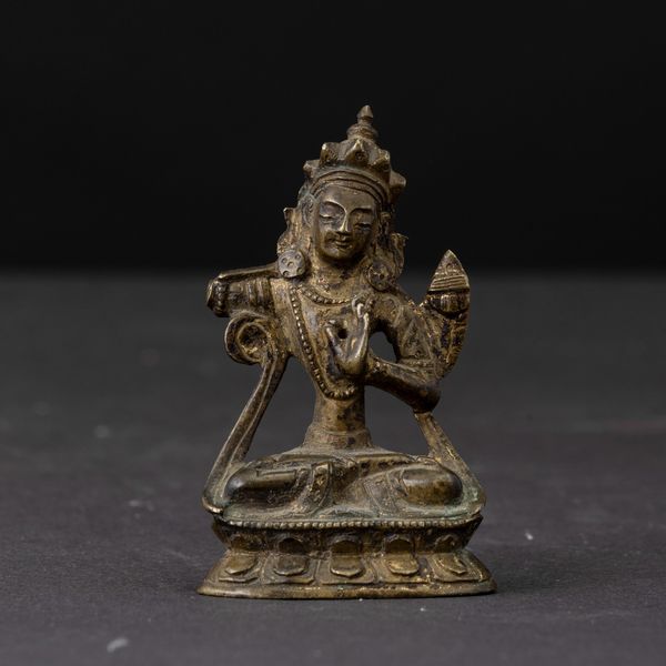 Figure di divinit seduta su doppio fiore di loto e divinit stante in bronzo, Cina/Nepal, XVIII-XIX secolo  - Asta Chinese Works of Art - Associazione Nazionale - Case d'Asta italiane