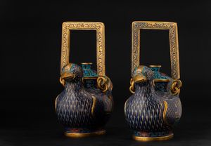 Coppia di vasi a foggia di papere a smalti cloisonn, Cina, Dinastia Qing, XIX secolo  - Asta Chinese Works of Art - Associazione Nazionale - Case d'Asta italiane