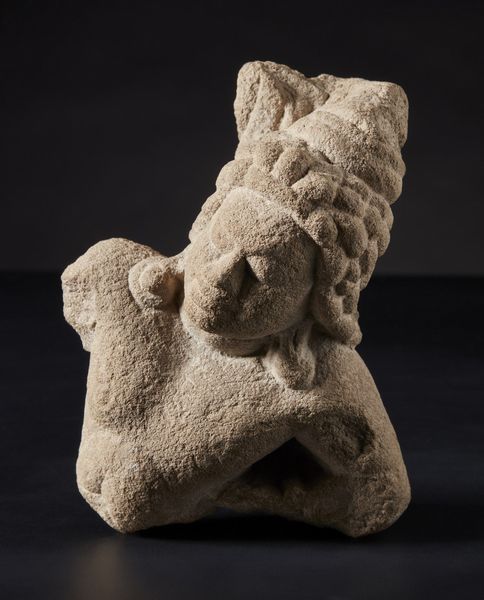 Arte Sud-Est Asiatico : Frammento in pietra Cambogia, Khmer, pre Angkor VII/VIII secolo  - Asta Asta 355 Arte orientale da un'importante collezione privata italiana e altre committenze - Associazione Nazionale - Case d'Asta italiane