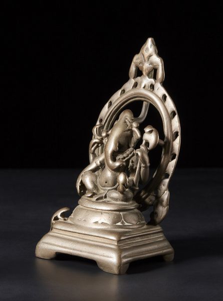 Arte Indiana : Bronzo raffigurante Ganesh Area Himalayana/ India del nord, X-XII secolo  - Asta Asta 355 Arte orientale da un'importante collezione privata italiana e altre committenze - Associazione Nazionale - Case d'Asta italiane