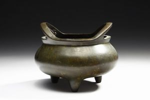 Arte Cinese - Incensiere tripode in bronzo  Cina, dinastia Qing, periodo Kangxi (1661-1722)