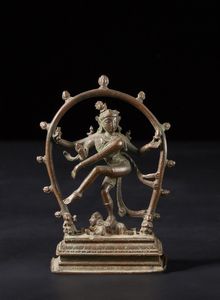 Arte Indiana - Bronzo raffigurante Shiva Nataraja India, Tamil Nadu, periodo Chola, XIII-XIV secolo