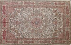 . : Tappeto Tabriz Persia, XX secolo  - Asta Asta 355 Arte orientale da un'importante collezione privata italiana e altre committenze - Associazione Nazionale - Case d'Asta italiane