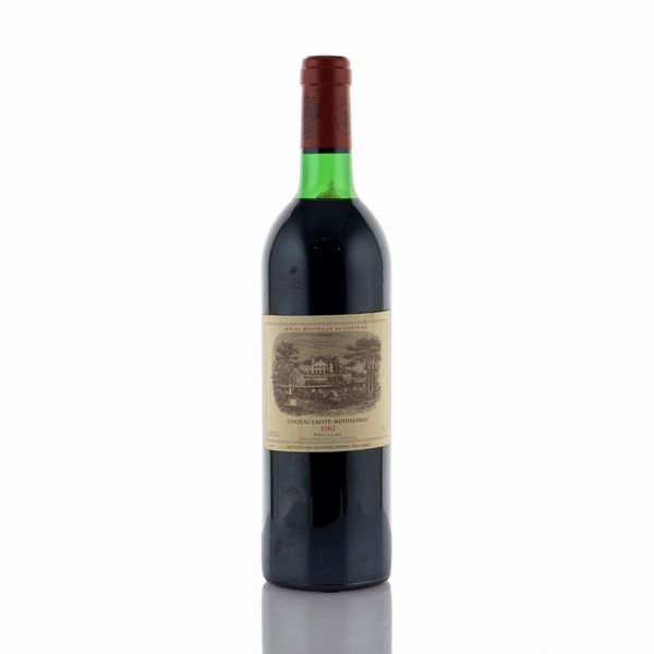 Chateau Lafite-Rothschild 1982  - Asta Vini e Distillati Web Only - Associazione Nazionale - Case d'Asta italiane