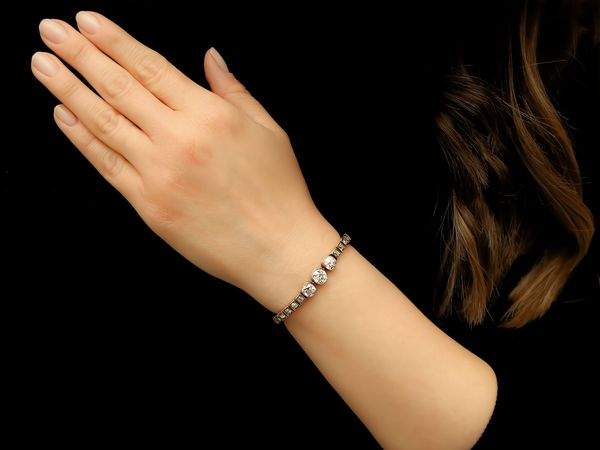 Bracciale in oro giallo e argento con diamanti  - Asta Gioielli d'epoca e Orologi - Associazione Nazionale - Case d'Asta italiane