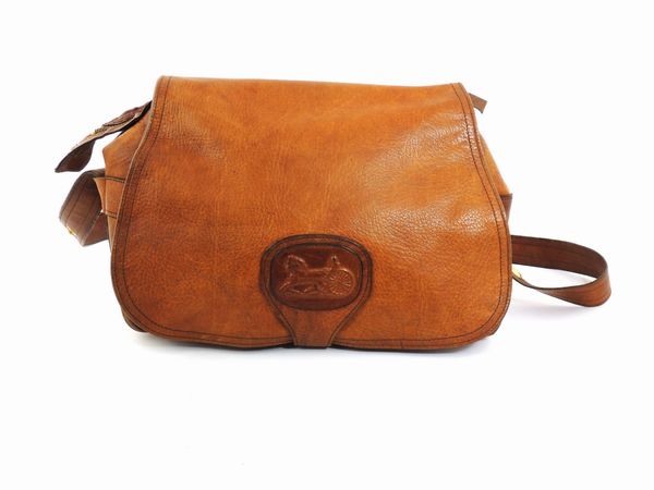 Borsa a tracolla in cuoio, Cline  - Asta Fashion Vintage e Bijoux / Un guardaroba maschile - Associazione Nazionale - Case d'Asta italiane